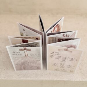 Libro Vía Crucis + Vía Lucis